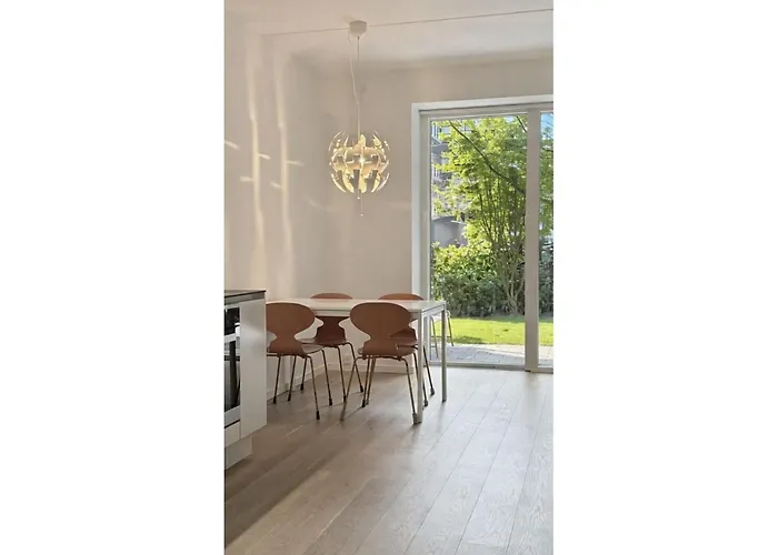 Apartmentincopenhagen 1732 *